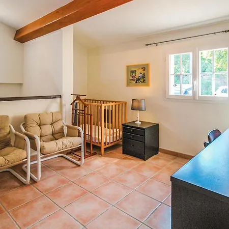 Tatil Evi In Ste-anastasie-s-issole *